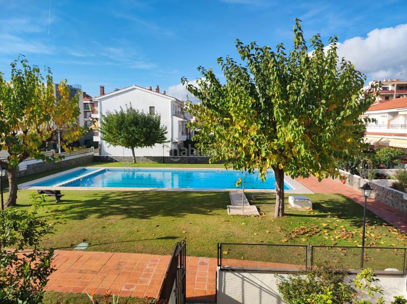 Foto 24079cea-59cb-40c1-ae81-d9c2d25fb701. Casa adosada en Els Pavos Blanes