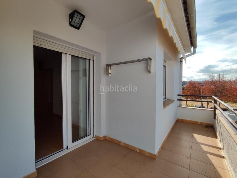 Foto 628cf3be-8c20-486d-82c3-1c8309964ae7. Casa adosada en Els Pavos Blanes