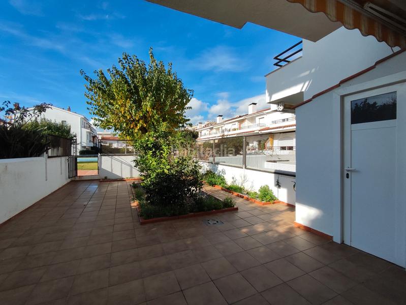 Foto d89b5be0-0c5f-4392-ab77-7f26ee0050bc. Casa adosada en Els Pavos Blanes