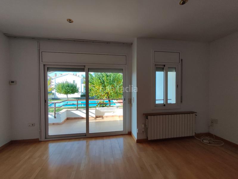 Foto a2f26a5c-23b4-4868-8b94-e4fb7bf71e09. Maison jumelée avec chauffage parking piscine dans Els Pavos Blanes