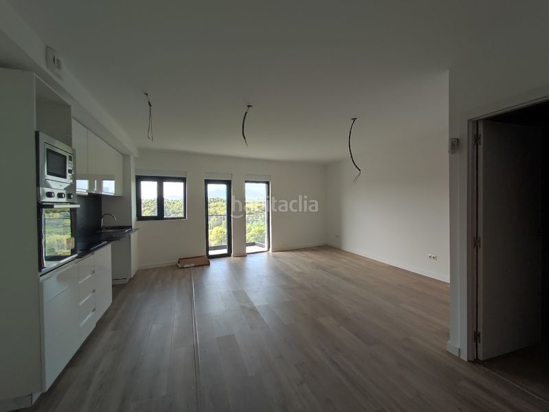 Foto 58aa83bf-db32-4590-ba5b-14298683cdf7. Flat with heating parking in Gelida