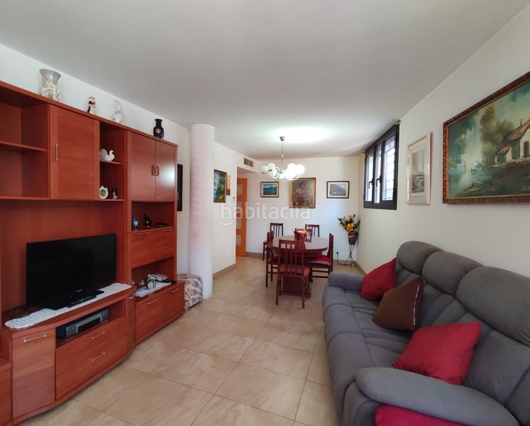 Foto 6777edb4-00b8-40e7-a965-92437867283a. Piso en Gelida