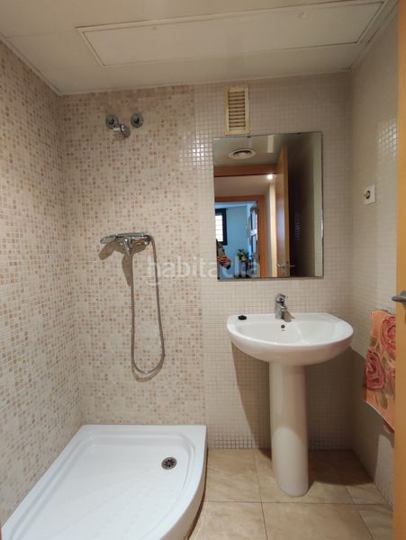 Foto aff3a965-21e5-4c62-8863-763115f1c690. Piso en Gelida