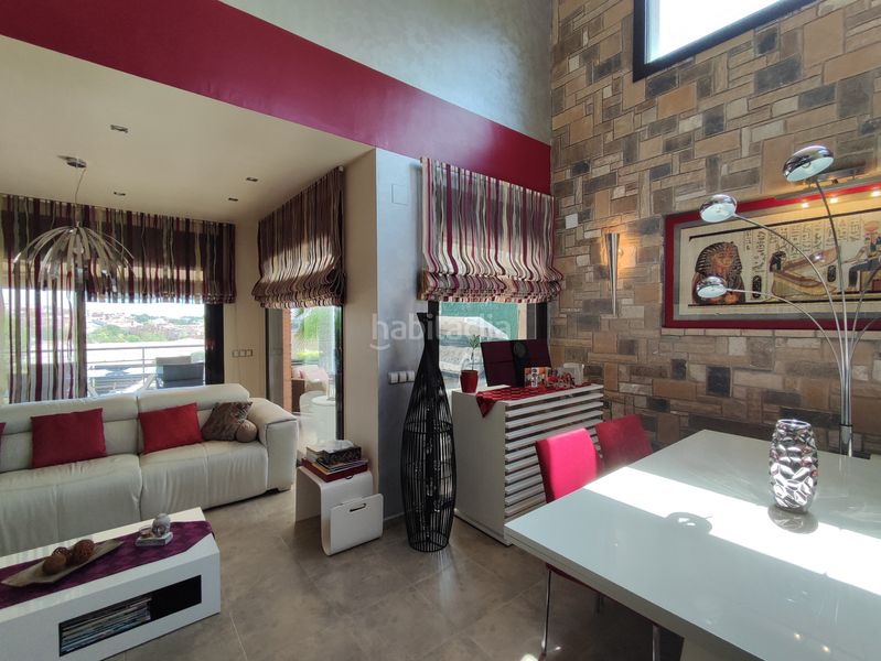 Foto 51b8cd59-d8e6-45c8-9320-bd90b991eedc. Xalet amb xemeneia calefacció aparcament a Masquefa