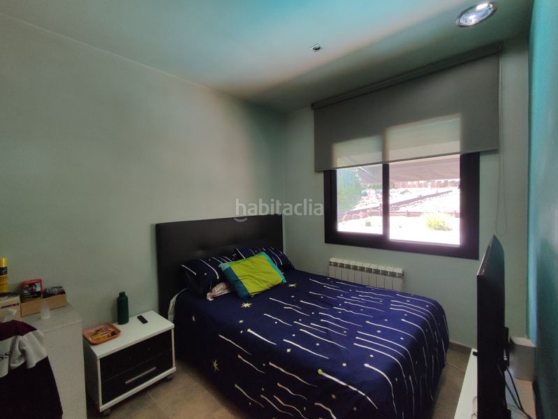 Foto dcd4106f-4682-4f18-a8e4-a4b59e088ad9. Xalet amb xemeneia calefacció aparcament a Masquefa