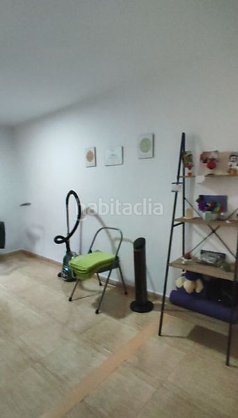 Foto 5cc0c94e-9027-4757-abb4-eb38b4543060. Piso en Gelida