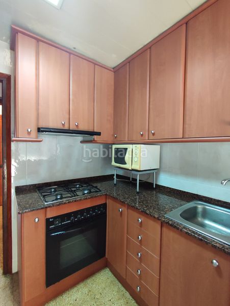 Foto a58bb64b-d5d5-4d58-8e86-356cde08a965. Piso en Gelida