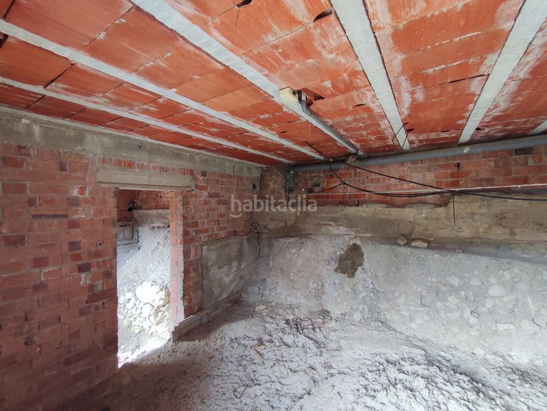 Foto 402fe80f-55f9-4ee1-b80a-ffe98f6ec053. Casa en Pontons