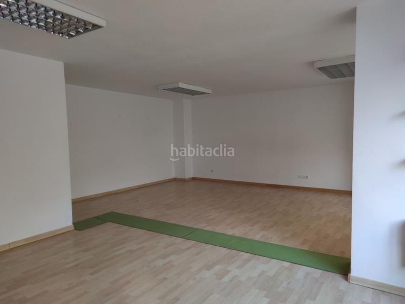 Foto 4392401a-7dd1-4a79-a061-d44f62087186. Alquiler oficina  de 95m2 molt ben situada en el centre !! en Girona
