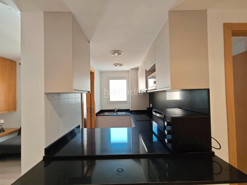 Foto 69f63941-869d-422c-920e-8e3c45e242ca. Alquiler piso  de alquiler temporal amueblado de una habitación cerca de correos ! en Girona