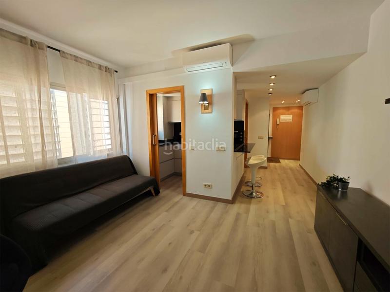 Foto 791722cc-a7a9-4b13-ad06-21f21b9c3b33. Alquiler piso  de alquiler temporal amueblado de una habitación cerca de correos ! en Girona