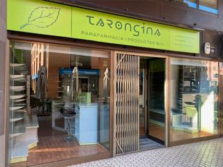 Location Local commercial  Carrer de la sèquia. Local comercial de 60m2 situado en el centro de girona en plaza