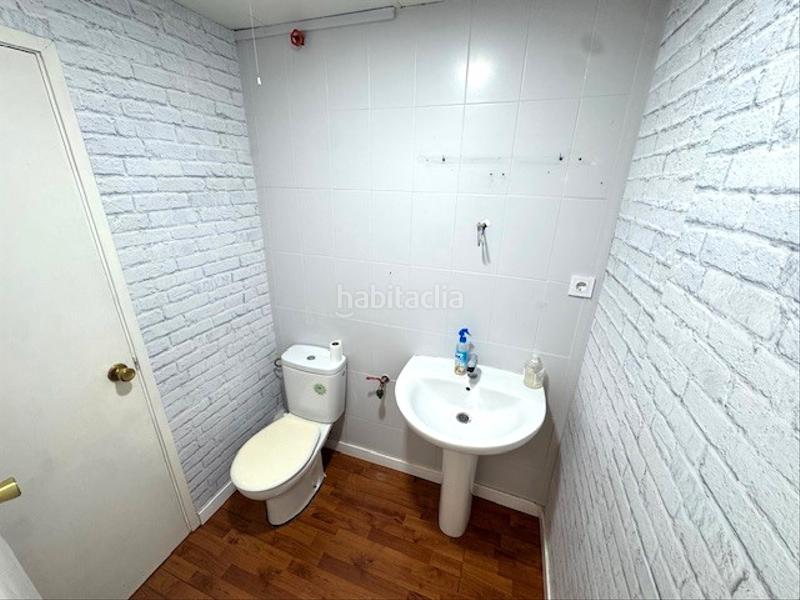 Foto 1f80ce15-5d1f-4602-9b45-2c1d83650a46. Rent business premise with heating in Centre-Barri Vell Girona