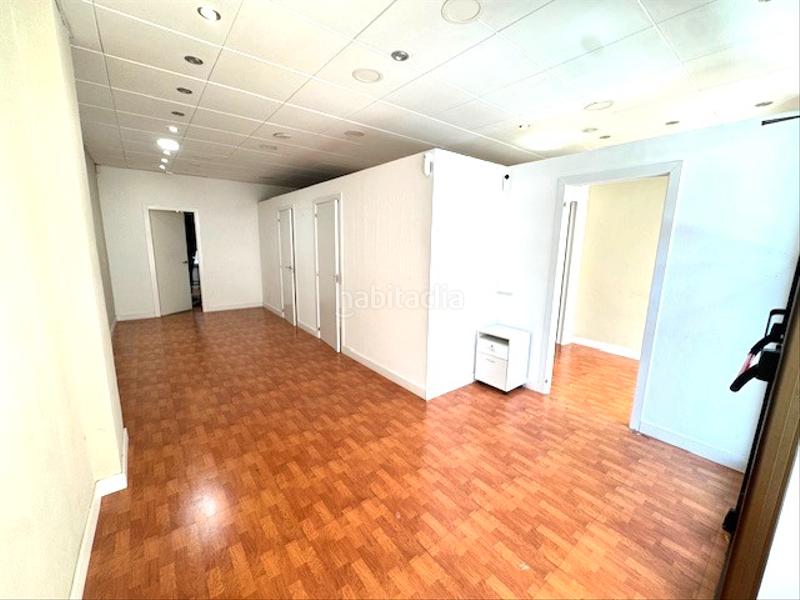 Foto 4b5bdf60-fd61-4c0a-a800-8448bcafbe96. Rent business premise with heating in Centre-Barri Vell Girona