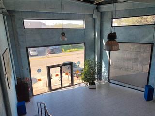 Miete Fabrikhalle  Carrer de mercè rodoreda. Nave comercial de 500 m2 al pol. ind. torre mirona - montfullá
