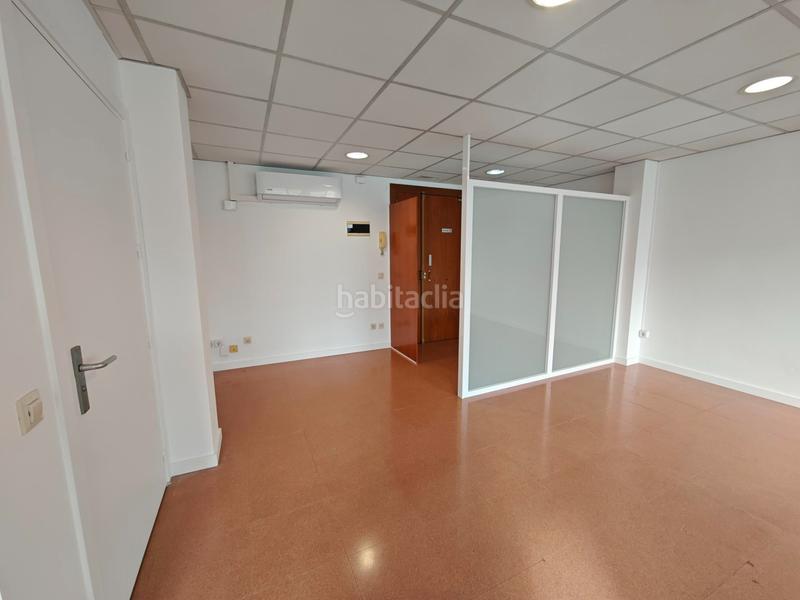 Foto c3e7c657-34ee-42e4-823e-5dc4c6c8bd36. Miete büro in Eixample Nord Girona