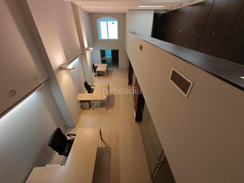 Foto 25f53cd5-8fa3-4310-819d-5fe6703824de. Location bureau avec chauffage dans Eixample Nord Girona