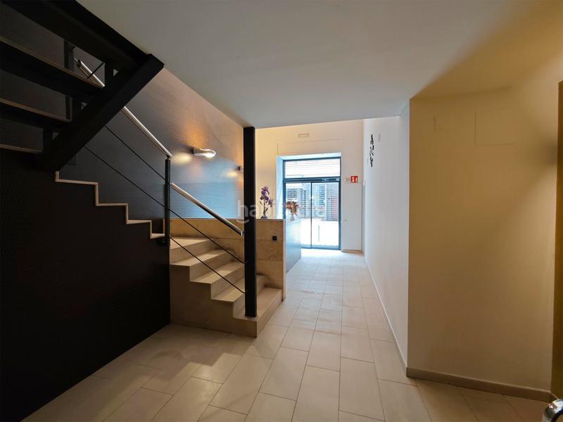 Foto 88fc348b-8a4d-46ef-a1d4-4444fbb17b7c. Location bureau avec chauffage dans Eixample Nord Girona