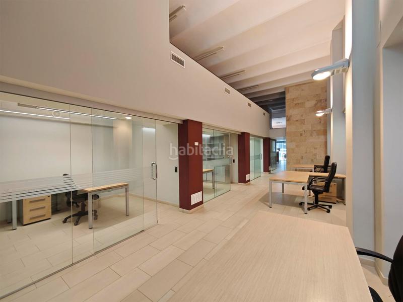 Foto 80b787f0-56dd-4e70-aea8-950dedf27382. Rent office space with heating in Eixample Nord Girona