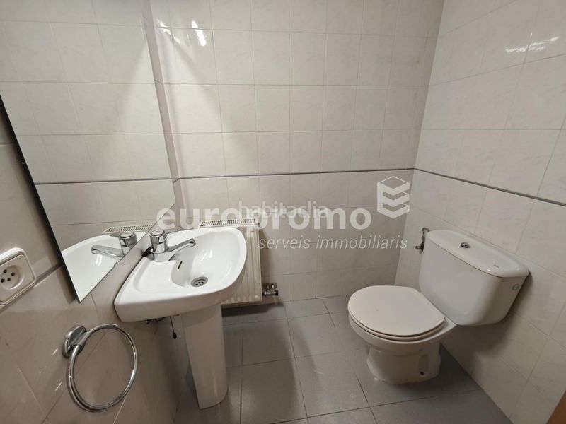 Foto 06e583e0-4a82-4349-b2c4-ed4dacebc346. Rent flat with heating parking in Eixample Nord Girona