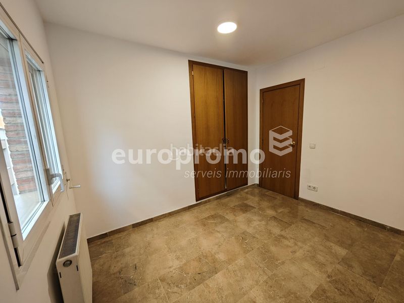 Foto 121bc8e3-2ed4-4766-a2bd-4b6e824a797b. Rent flat with heating parking in Eixample Nord Girona