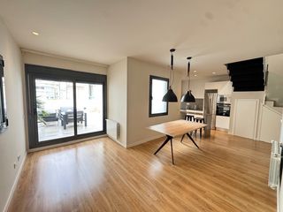 Location Duplex à Eixample Nord. Pis de 151m2 + 70m2 de terrassa situat al centre de girona!