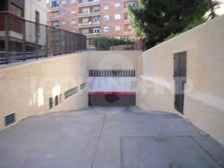 Parking coche en Paseo de la estación 44