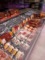 Local Comercial a Carretera madrid 79. Venta o alquiler local  santa marta