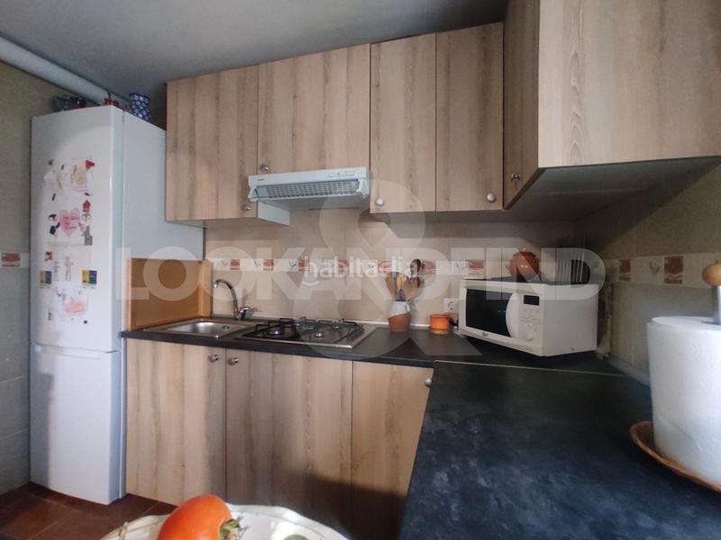 Foto 64431f1e-971e-43d4-8f19-3ae1f2738712. Chalet in urbanización las golondrinas 6 in Calvarrasa de Arriba