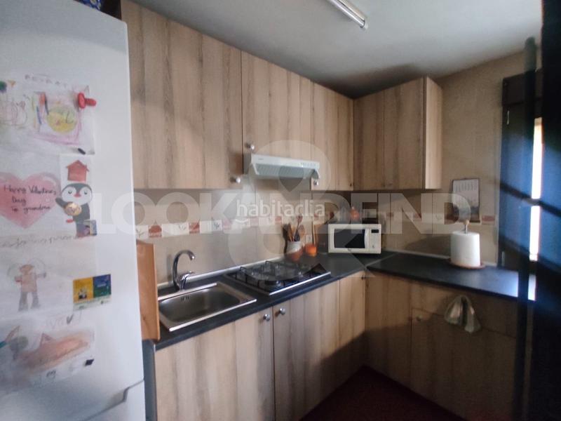 Foto 6935ea73-17e5-4235-a7f9-650ba6b119ec. Chalet in urbanización las golondrinas 6 in Calvarrasa de Arriba