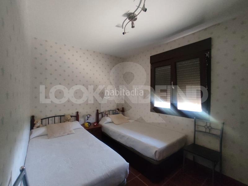 Foto e9047808-af56-4cf3-9b62-722c44ce37f6. Chalet in urbanización las golondrinas 6 in Calvarrasa de Arriba