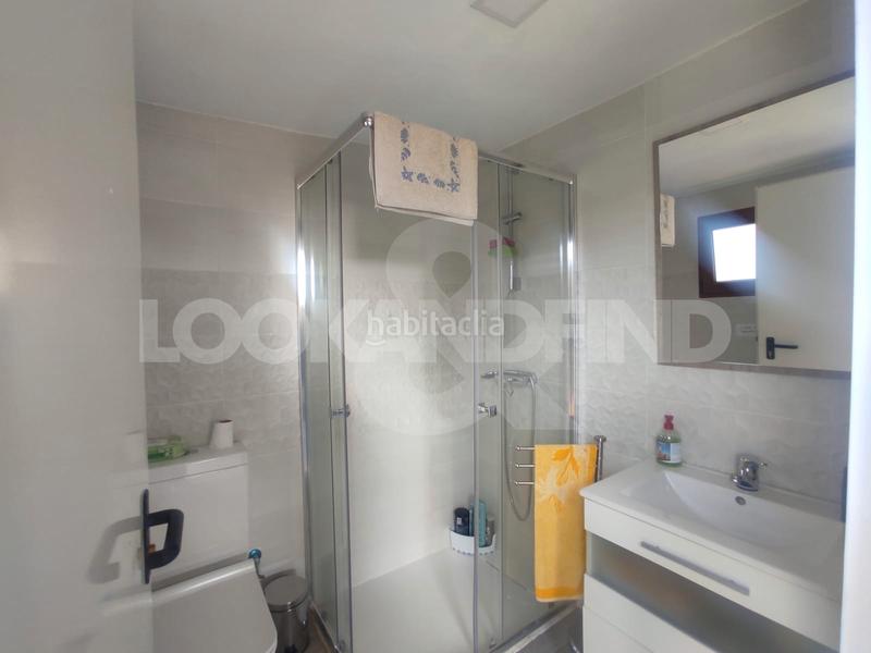 Foto ee23e4e7-ea77-4dd9-8aae-b606eea78af8. Chalet in urbanización las golondrinas 6 in Calvarrasa de Arriba