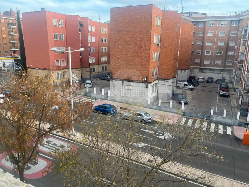 Foto 106054fb-2088-44cd-96e3-adb201cd23c6. Flat in paseo de los madroños 5 in Garrido Norte Salamanca