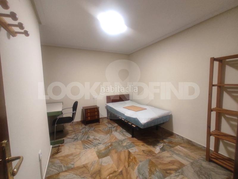 Foto 9696eab5-8080-446e-a65d-48040798bd4e. Flat in paseo de los madroños 5 in Garrido Norte Salamanca