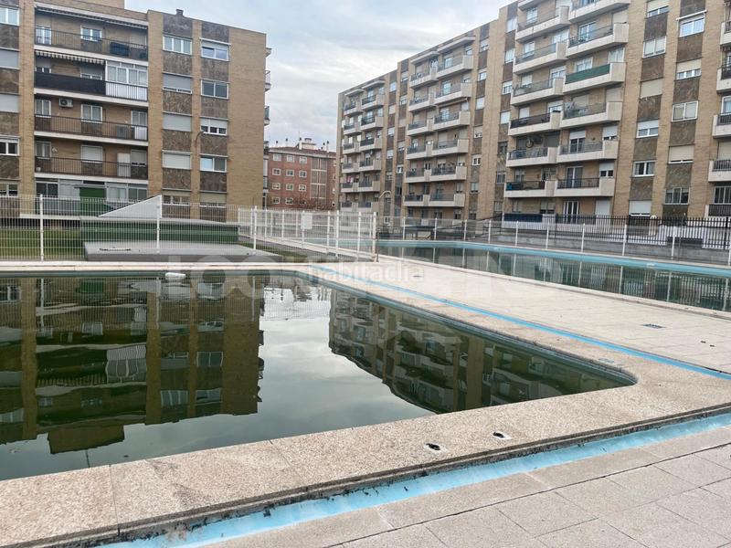 Foto dba66ccd-06eb-47be-93f8-a70392595c5d. Flat in paseo de los madroños 5 in Garrido Norte Salamanca