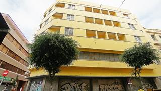Édifice à Calle nicolas estevanez 6. En venta edificio en el parque santa catalina