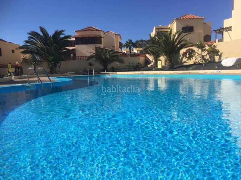 Foto a359ae67-1324-43cb-b9c8-61b3669f9fa9. Dúplex amb aparcament piscina a Caleta de Fuste Antigua