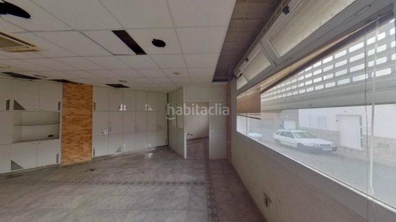 Foto 5498ed1e-6e56-44a0-a566-3b9bf3af7524. Local comercial a Jinamar Telde