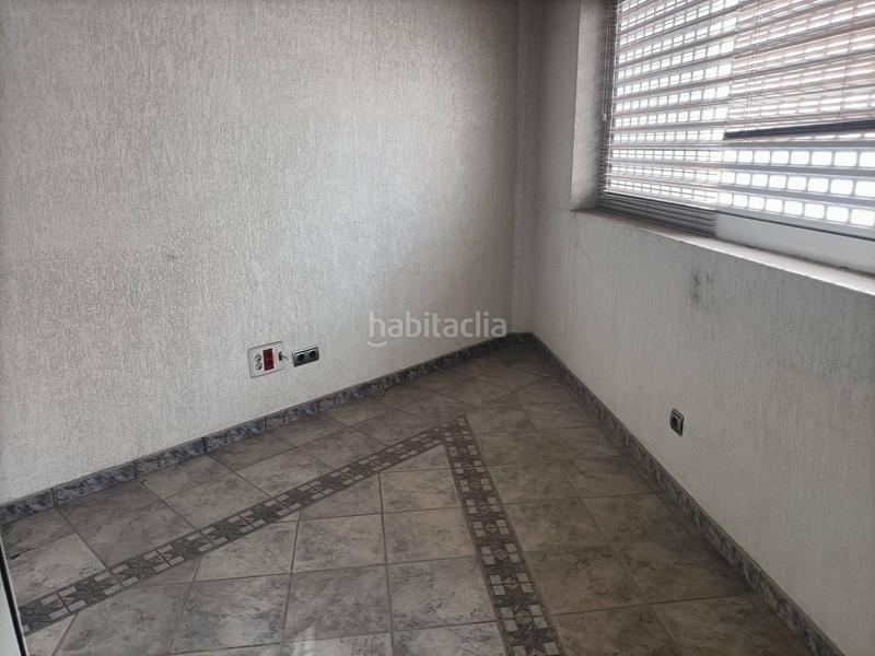 Foto ec5214a5-19ef-4ad8-8e02-80b04d961b05. Local comercial a Jinamar Telde