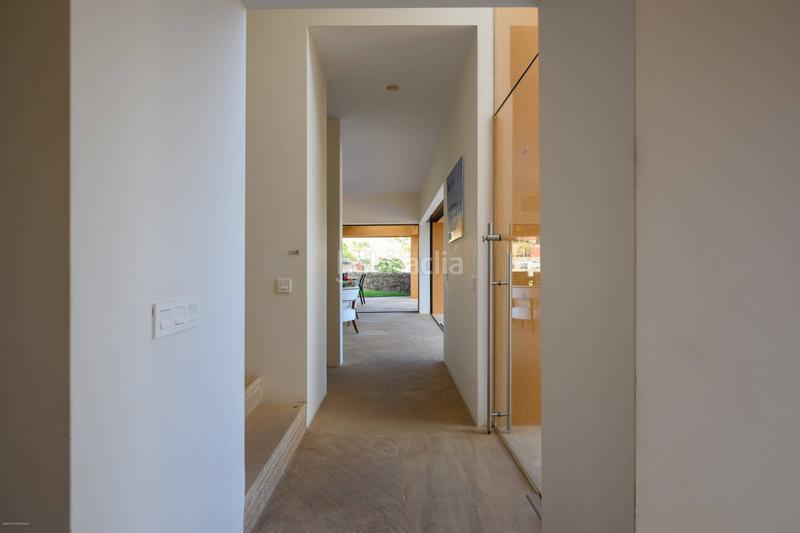 Foto 75fe3e6d-bea8-4acb-a3f2-9c0cefd7795f. Xalet amb calefacció aparcament piscina a Salobre Golf San Bartolomé de Tirajana