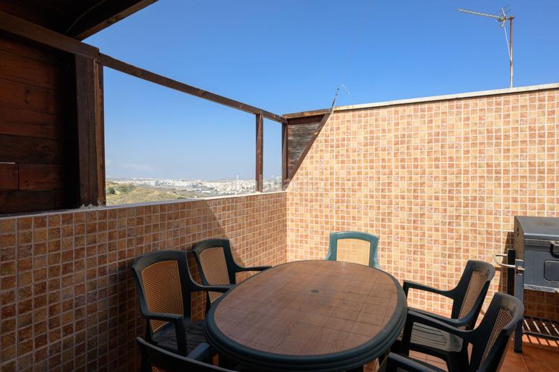 Foto 842834c4-5dc8-4247-ab97-c1e16621eef9. Reihenhaus mit parking in Almatriche Palmas de Gran Canaria (Las)