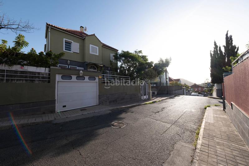 Foto e229c4dd-6e5f-4161-abd5-de9373c6b326. Chalet en calle villareal de coello 1 amplio y luminoso chalet en Santa Brígida