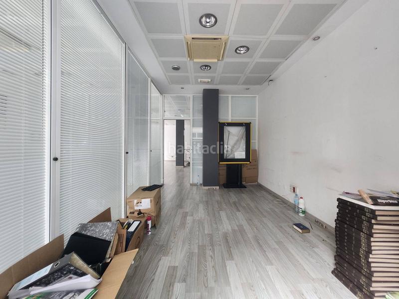 Foto ad85a7f2-4976-4ca0-ab49-ffdc9e42396d. Local comercial a nicolas estevanez 42 a Santa Catalina - Canteras Palmas de Gran Canaria (Las)