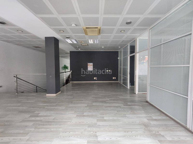 Foto c8fe8651-0ec4-4407-ba24-6086a22553b0. Local comercial a nicolas estevanez 42 a Santa Catalina - Canteras Palmas de Gran Canaria (Las)