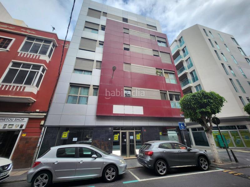 Foto c9c9583f-c660-4775-9a19-3fa452f6a851. Local comercial a nicolas estevanez 42 a Santa Catalina - Canteras Palmas de Gran Canaria (Las)
