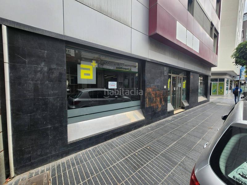 Foto ec0de04c-08f4-48dc-833c-c95db6c47598. Local comercial a nicolas estevanez 42 a Santa Catalina - Canteras Palmas de Gran Canaria (Las)