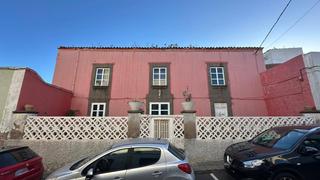 Xalet  Calle cerrillo. Vivienda tradicional canaria con suelo urbano en arucas