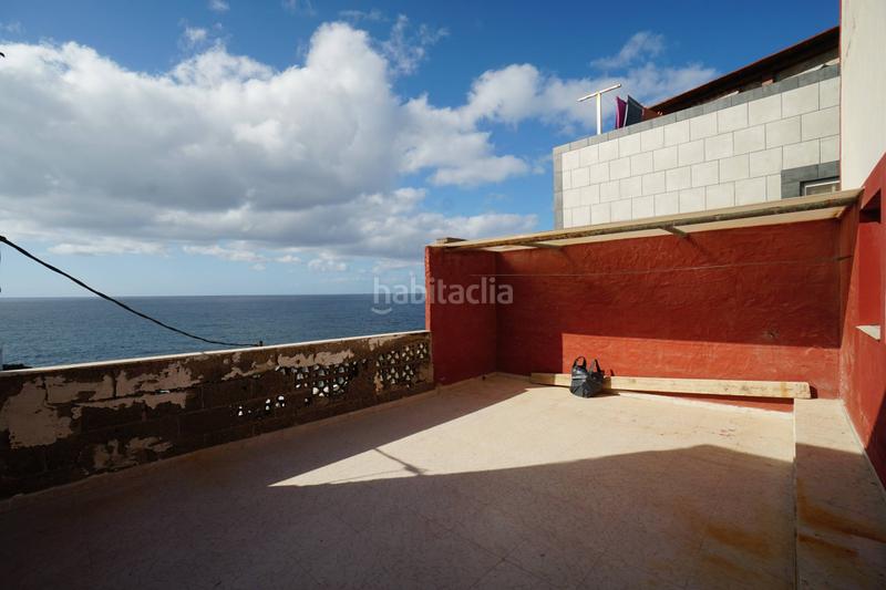 Foto 450f066c-e26f-4a1c-b4cd-d4a4aed37347. Casa  en primera línea de mar en Santa María de Guía de Gran Canaria