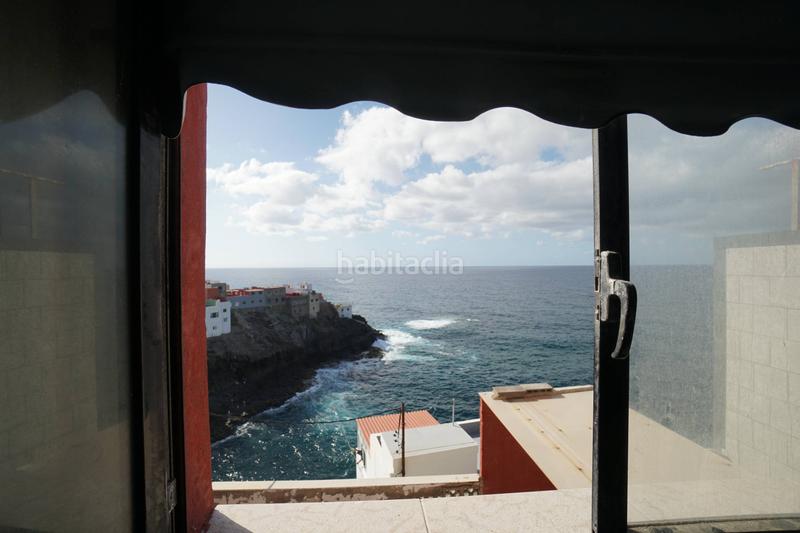 Foto b7e5f696-6987-498c-958b-cb9e36278d98. Casa  en primera línea de mar en Santa María de Guía de Gran Canaria