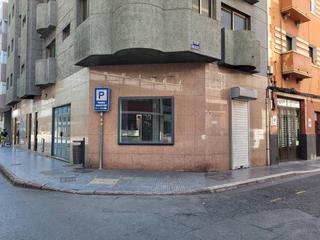 Location Local commercial  Calle juan manuel durán gonzález. Local en zona comercial de mesa y lópez